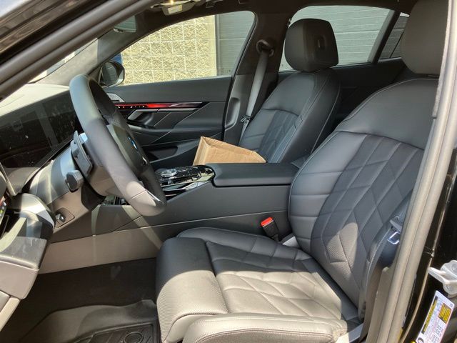 bmw 5 series 2026 WBA13FK00TCX42006 image bmw 5 series 2026 WBA13FK00TCX42006 image